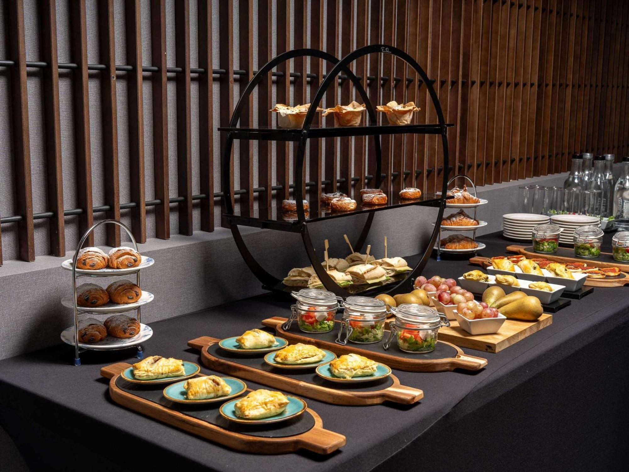 Mercure Conacul Cozieni 부쿠레슈티 외부 사진