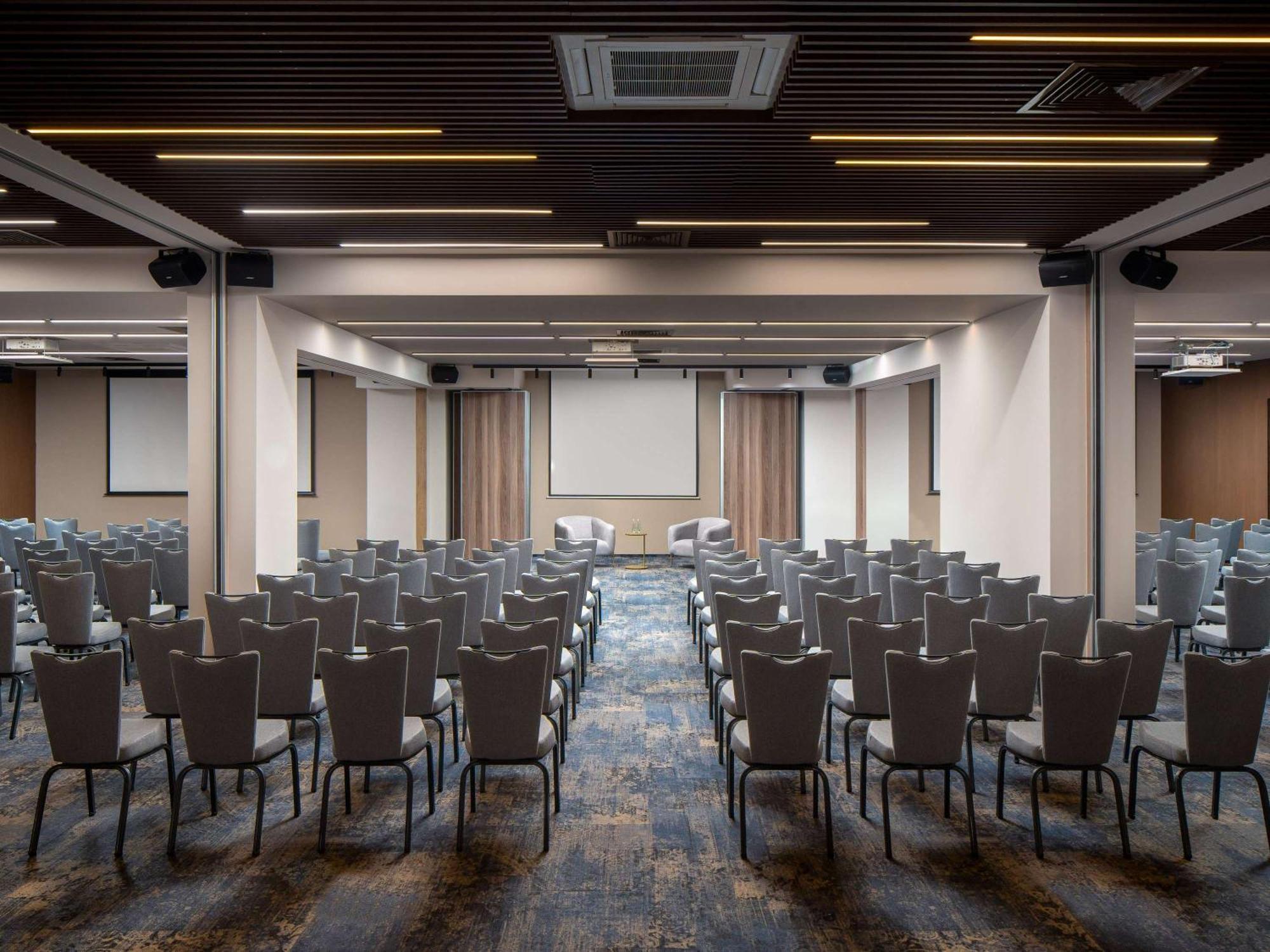 Mercure Conacul Cozieni 부쿠레슈티 외부 사진