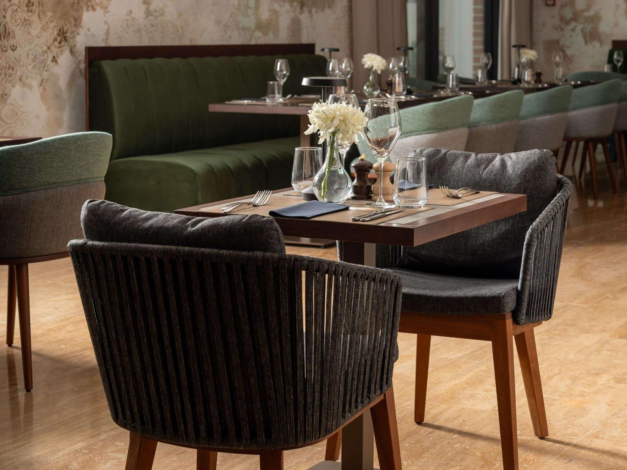 Mercure Conacul Cozieni 부쿠레슈티 외부 사진
